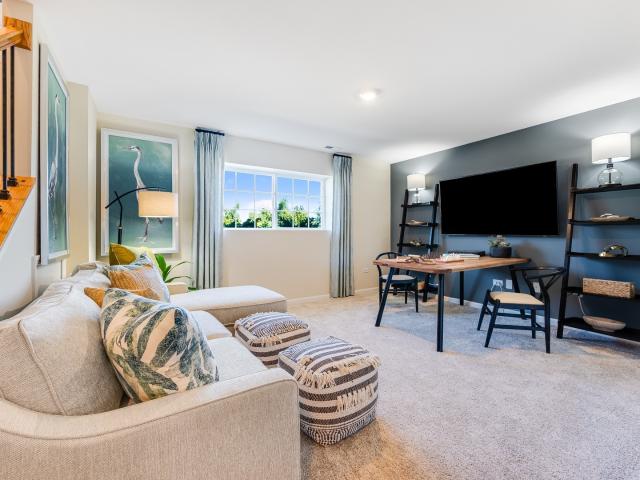Townhouse for sale in Lindenhurst