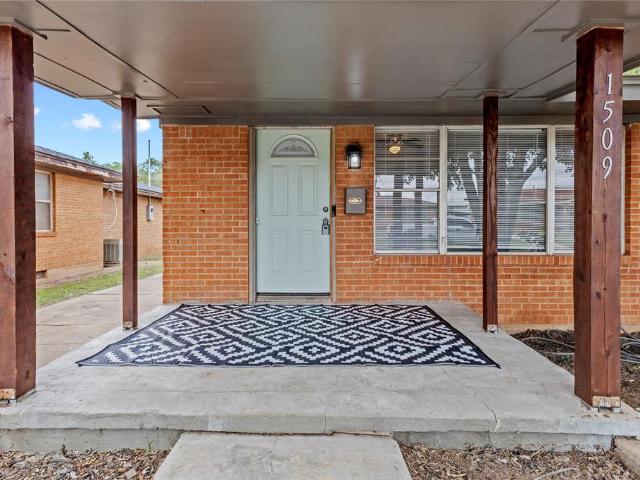 House for sale in Clinton, Oklahoma