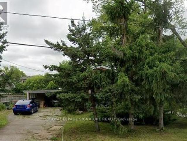 House for sale in Oakville, Ontario