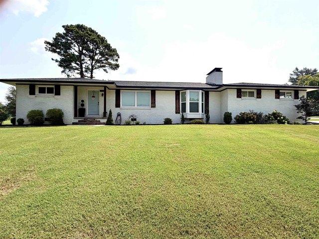 House for sale in Tuscumbia, Alabama