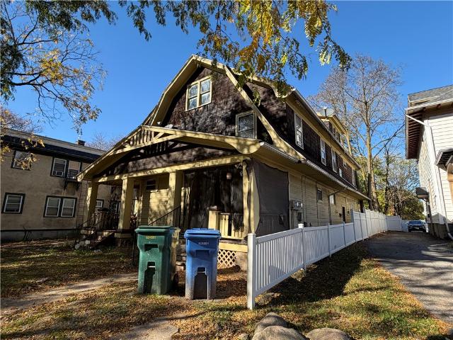 House for sale in Lincoln Park, City of Rochester