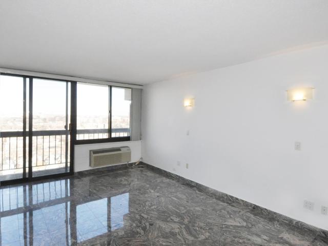 Condo for rent in Queens Village