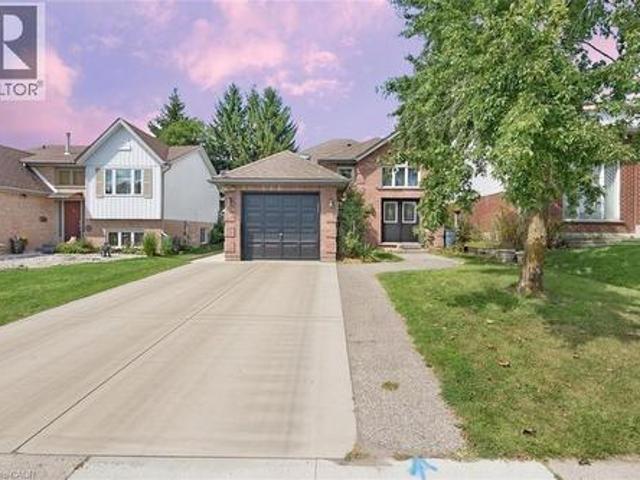 House for sale in Highland West, Kitchener