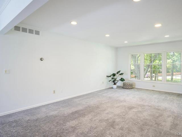 Condo for sale in Michigan