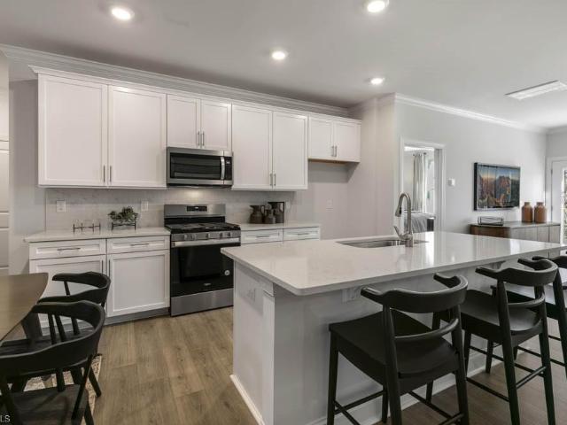 Townhouse for sale in Advance, North Carolina