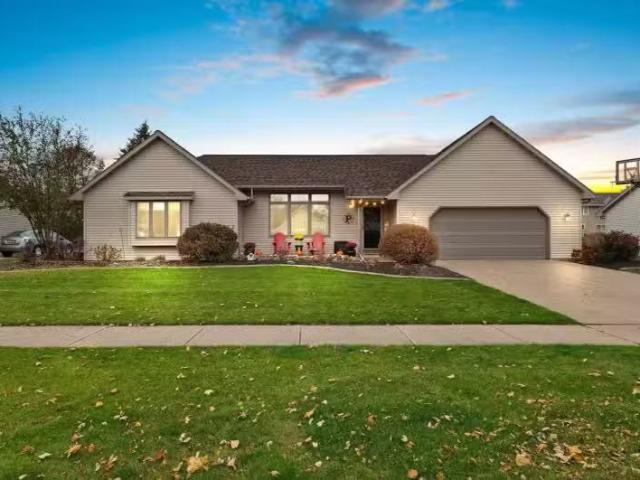 House for sale in De Pere
