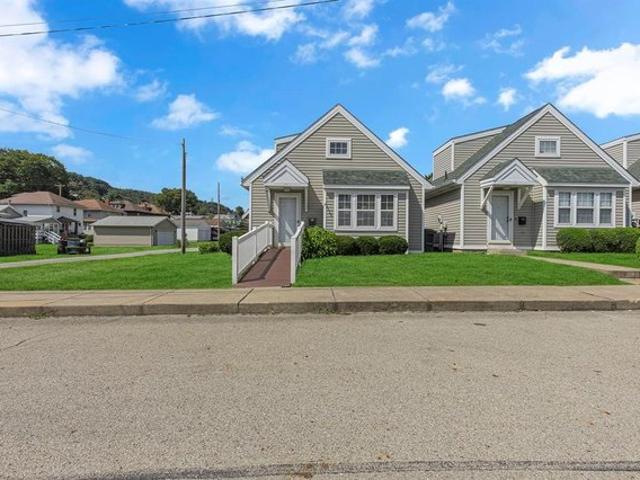 Condo for sale in Beaver, Pennsylvania