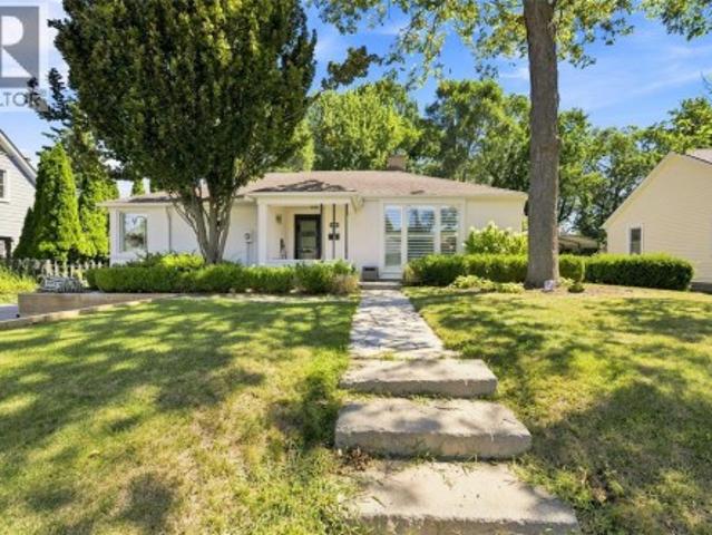 House for sale in Brights Grove, Ontario