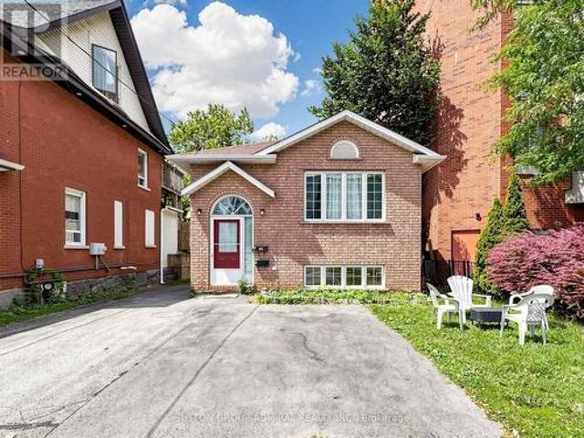 House for sale in Central, Oshawa