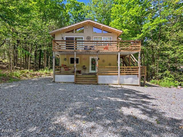 House for sale in Lake Ariel, Pennsylvania