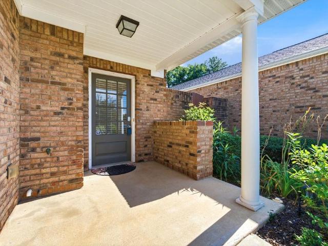 House for sale in Woodstock, Georgia