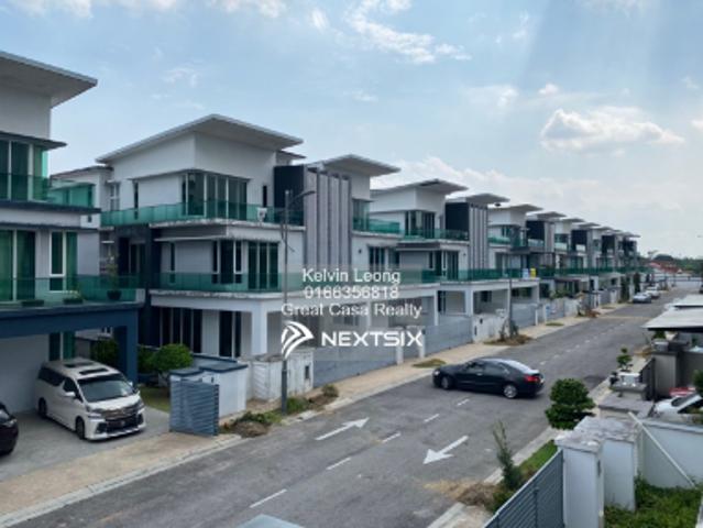 Residential House for sale in Country Heights Damansara, Kuala Lumpur