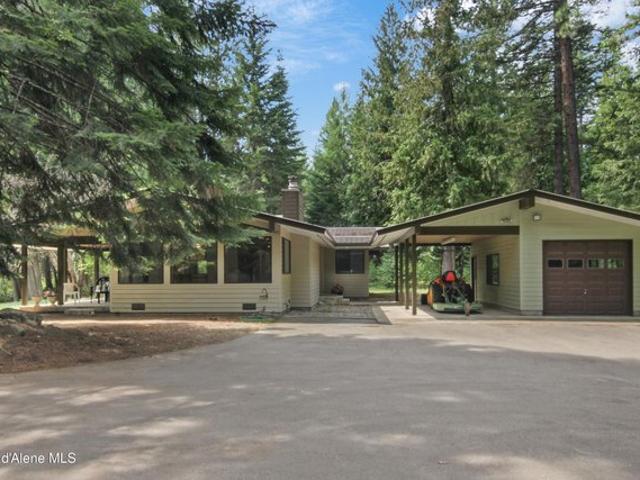 House for sale in Sagle, Idaho