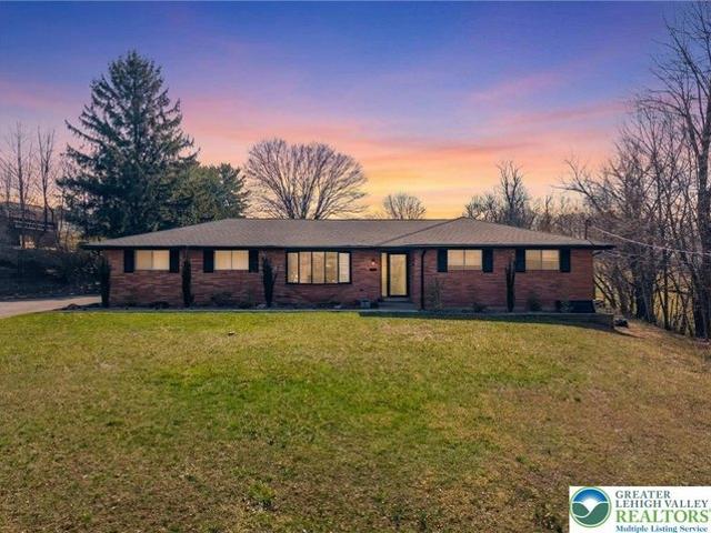 House for sale in Easton, Pennsylvania