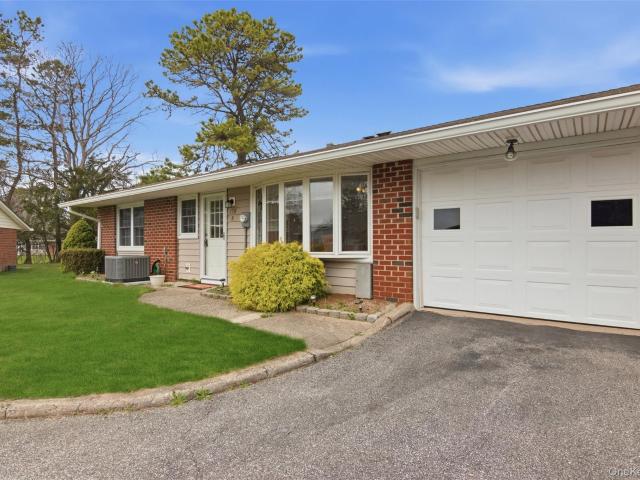 Condo for sale in Centereach, New York