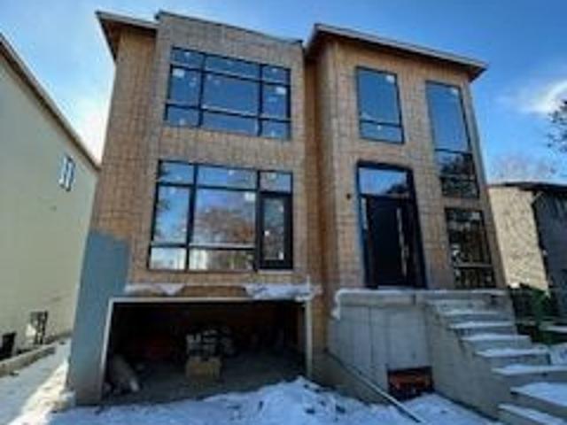 Office for sale in Barrie, Ontario