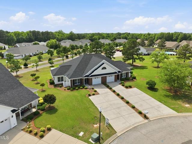 Townhouse for sale in Dunn, North Carolina