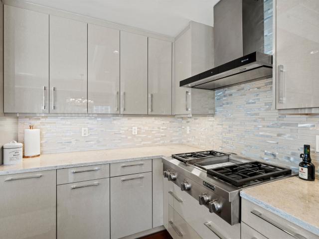 Condo for sale in Hudson, New Jersey