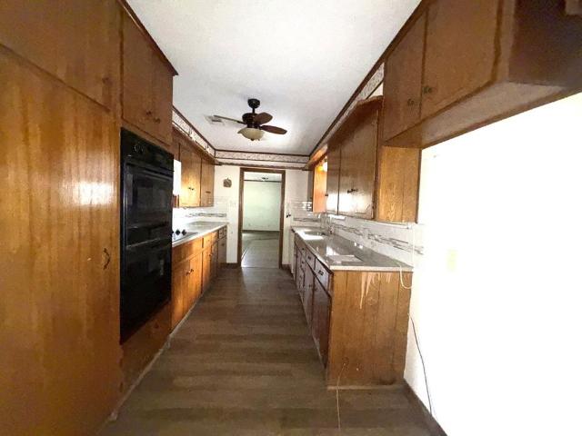 House for sale in Fairfield, Texas