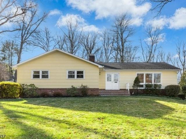 House for sale in Berkeley Heights, New Jersey