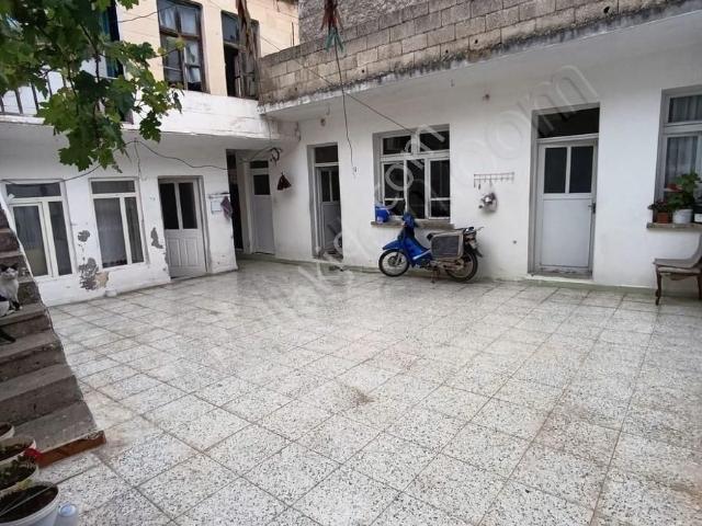 Kilis Merkez içerisinde satılık Villa
