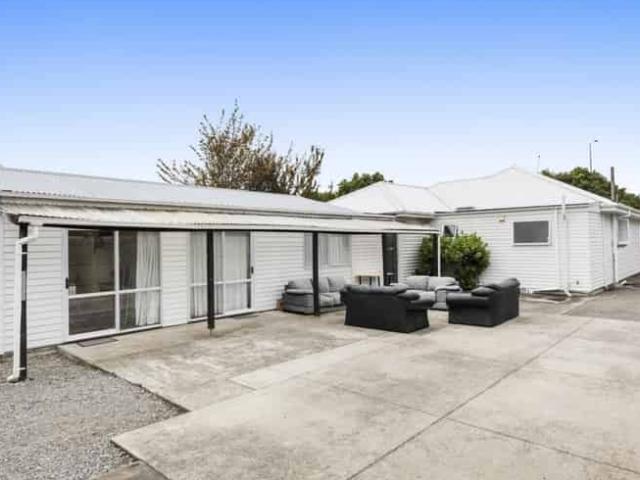 House for rent in Chaslands, Canterbury