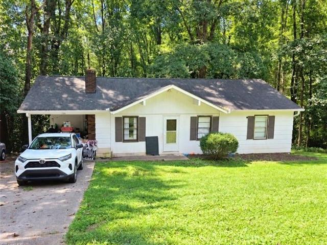 House for sale in Millers Creek, North Carolina
