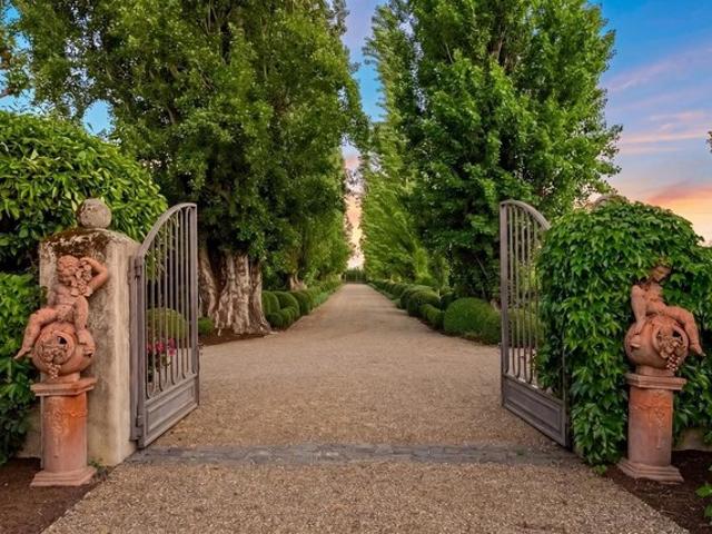 House for sale in Saint Helena, California