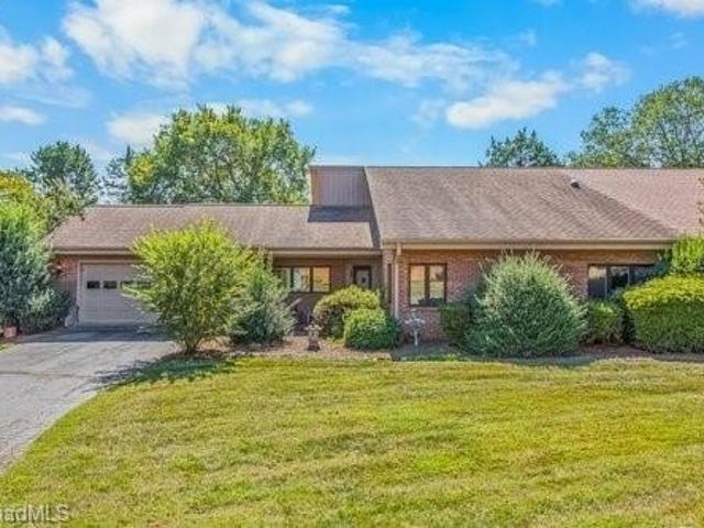 Townhouse for sale in Advance, North Carolina