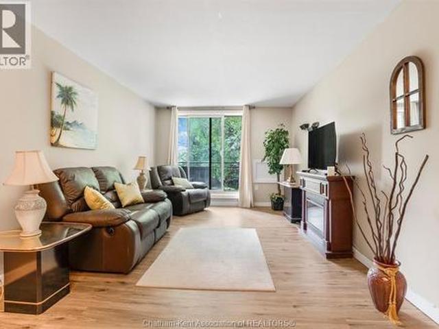 Condo for sale in Chatham–kent, Ontario