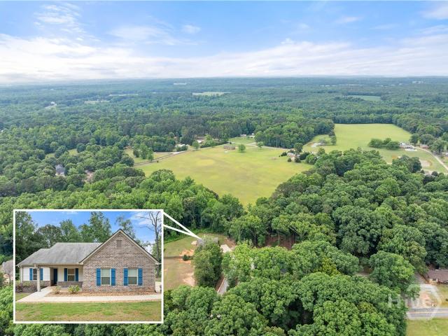House for sale in Hull, Georgia