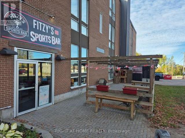 Commercial for rent in Pembroke, Ontario