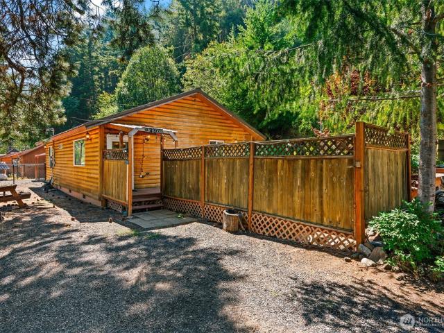 House for sale in Naches, Washington