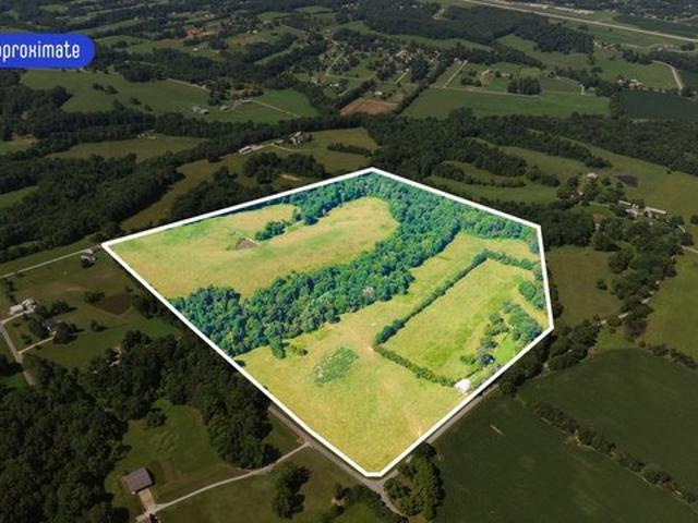 Farm for sale in Portland, Middle Tennessee