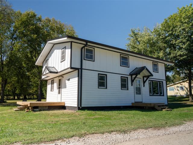 Land for sale in Patterson, Iowa