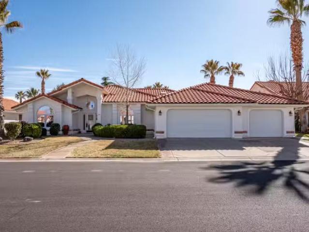 House for sale in Saint George House for sale in Saint George