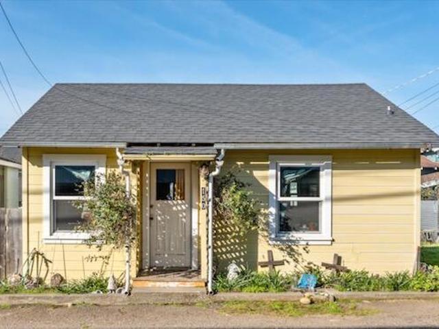 House for sale in Fort Bragg, California