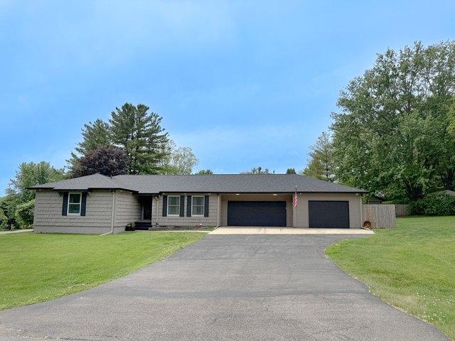 House for sale in Oregon, Illinois