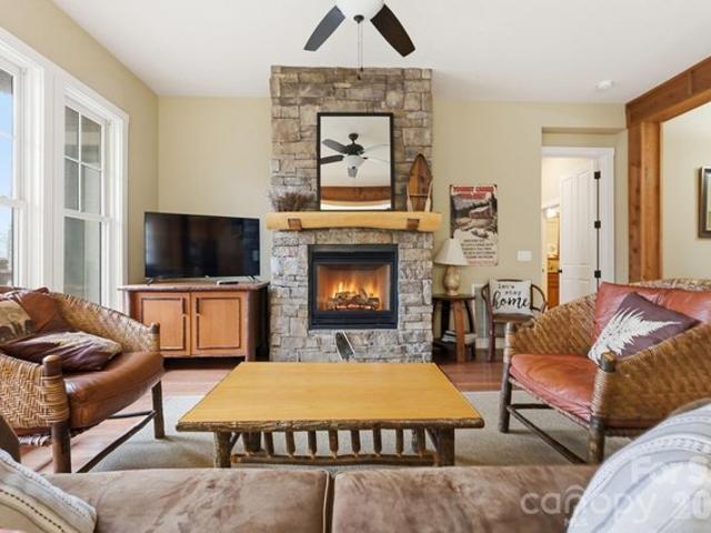 Condo for sale in Tuckasegee, North Carolina