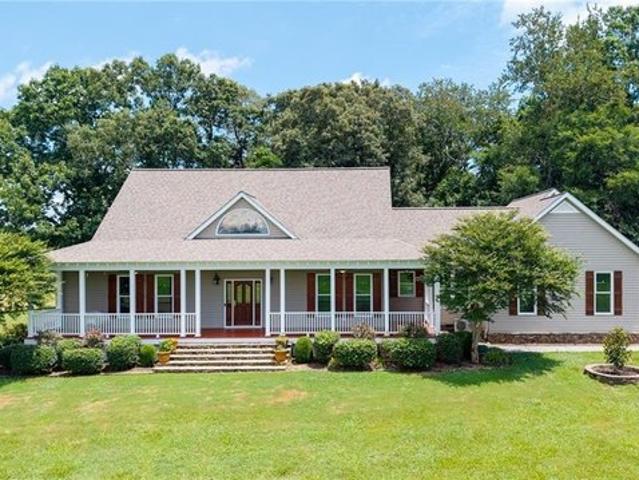 House for sale in Gordon, Georgia
