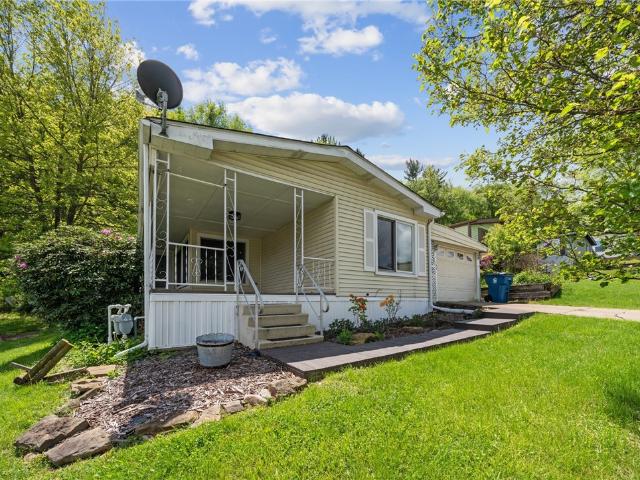 House for sale in Delmont House for sale in Delmont