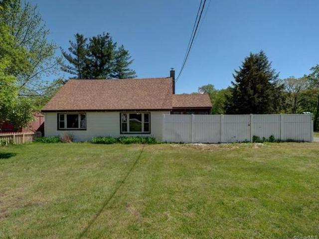 House for sale in Mansfield Center, Connecticut