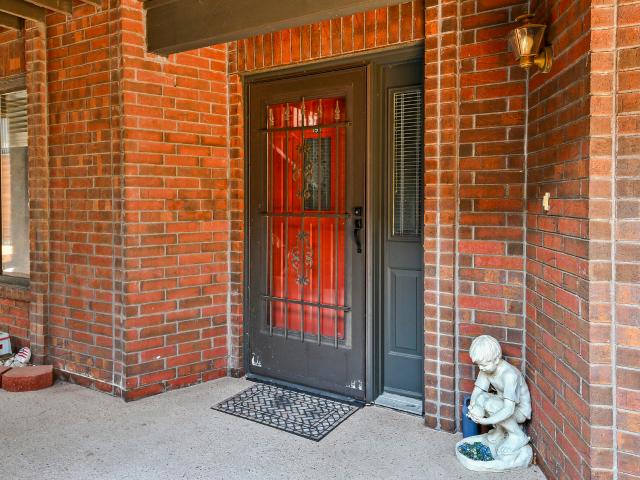 Condo for sale in Forsyth, Missouri