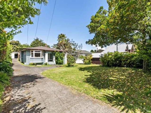 House for sale in Balmoral, Oroua County