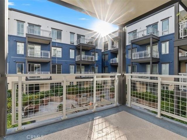 Condo for sale in Long Beach, California