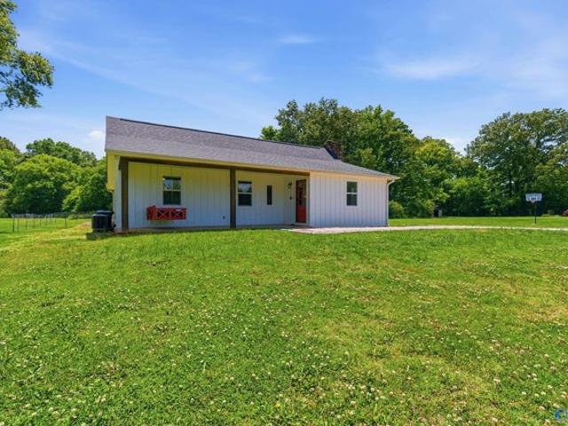 House for sale in New Hope, Alabama