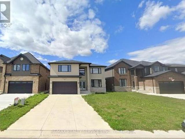 House for sale in Chatham–kent, Ontario