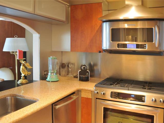 Condo for sale in Arverne, New York
