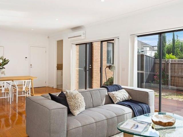 Townhouse for rent in Camerons Creek, Victoria