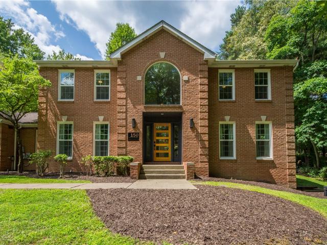 House for sale in Bradfordwoods, Pennsylvania